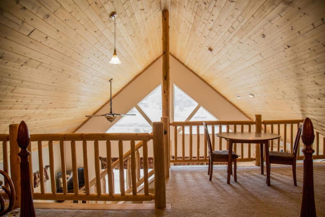 Twin Owls Lodge, Great For Families Master Bedroom, Loft, Full Kitchen, Dogs Ok Έστες Παρκ Εξωτερικό φωτογραφία
